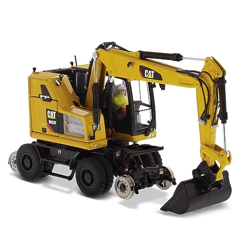 Diecast Masters CAT M323F Railroad Wheeled Excavator von Diecast Masters