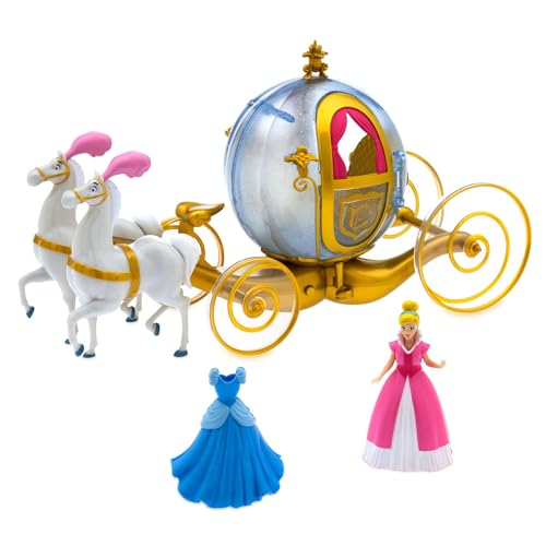 Disney Store Official - Spielset mit Cinderella Kutsche und Pferd - 9,5 cm/3,7" - Märchenset für Kinder - Mit 2 Kleidern zum Anclipsen, 2 weißen Pferden, Kürbiskutsche und 2 Beleuchtungseinstellungen Disney Store Official - Spielset mit Cinderella Kutsche und Pferd - 9,5 cm/3,7" - Märchenset für Kinder - Mit 2 Kleidern zum Anclipsen, 2 weißen Pferden, Kürbiskutsche und 2 Beleuchtungseinstellungen von Disney Store