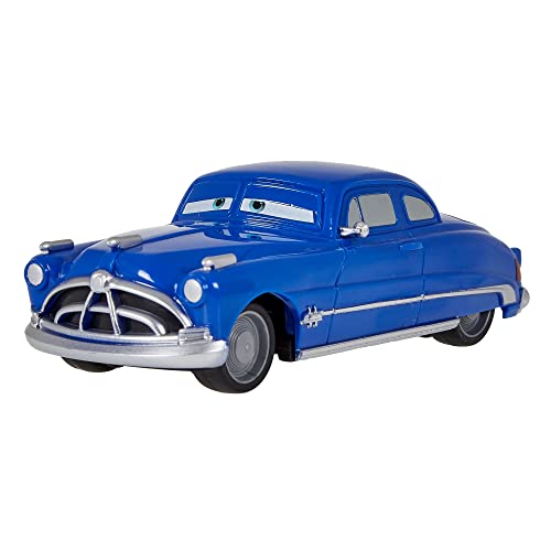 Disney Cars de y Pixar Spielzeugfahrzeug Doc Hudson 1:43 Pullback für Kinder ab 3 Jahren von Disney
