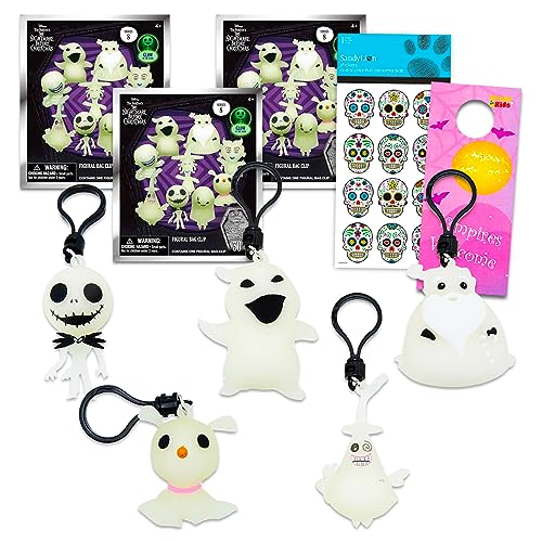 Disney Nightmare Before Christmas Blind Bags Party Favors 3 Pack – Bundle with 3 Nightmare Before Christmas Keychain Mystery Figures Plus Stickers, More | Jack Skellington Bag Clips for Kids von Disney