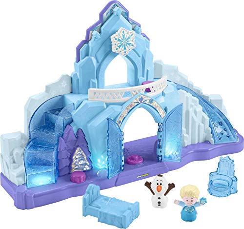 Kinder können die Magie von Disneys Die Eiskönigin mit diesem Little People Castle-Spielset mit ELSA und Olaf, schillernden Lichtern, Geräuschen und dem beliebten Lied Let it Go GGV29 nachspielen Kinder können die Magie von Disneys Die Eiskönigin mit diesem Little People Castle-Spielset mit ELSA und Olaf, schillernden Lichtern, Geräuschen und dem beliebten Lied Let it Go GGV29 nachspielen von Disney