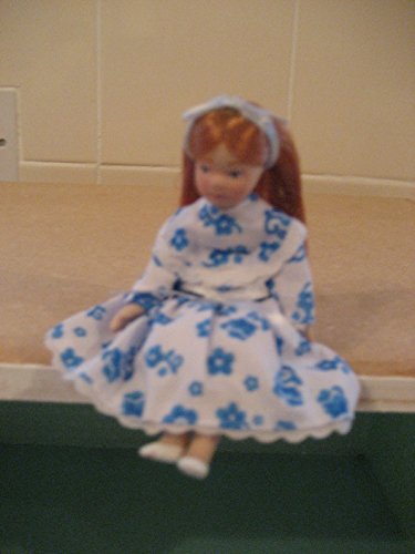 Dolls House 4753 Puppe Megan Mädchen 11,5 cm Doll 1:12 für Puppenhaus von Dolls House