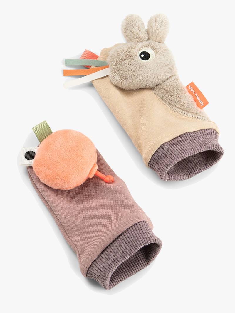 Done By Deer Celebration Fußrassel, Sand, Babyspielzeug von Done By Deer