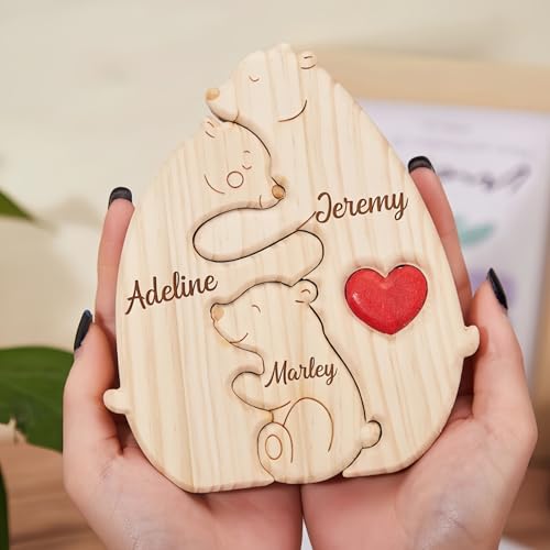 Drawelry Personalisierte Bär Statue Holzpuzzle mit 2-9 Namen Gravur Dekoration Holz Handwerk Bären Familien Skulptur Puzzle Deko Ornament Weihnachte Geburtstag Geschenk für Familie Freunde Paare (A18) Drawelry Personalisierte Bär Statue Holzpuzzle mit 2-9 Namen Gravur Dekoration Holz Handwerk Bären Familien Skulptur Puzzle Deko Ornament Weihnachte Geburtstag Geschenk für Familie Freunde Paare (A18) von Drawelry