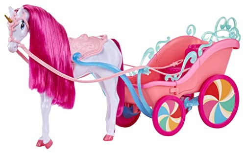 Dream Ella MGA Candy Kutsche und Einhorn - Glänzend weißes Einhorn mit goldenem Glitzerhorn, rosa Mähne und Zaumzeug, Zügel, Sattel und rosa Kutsche - für Kinder ab 3 Jahren von MGA Entertainment