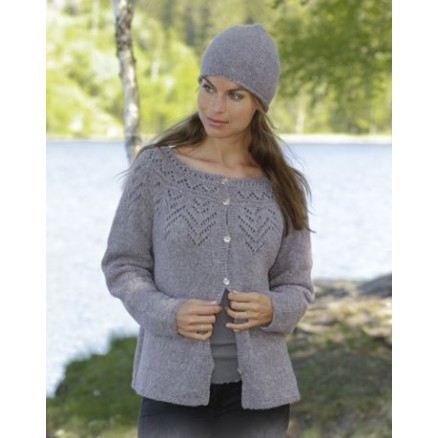 Agnes by DROPS Design - Strickmuster mit Kit Jacke Größen S - XXXL Agnes by DROPS Design - Strickmuster mit Kit Jacke Größen S - XXXL von Drops - Garnstudio