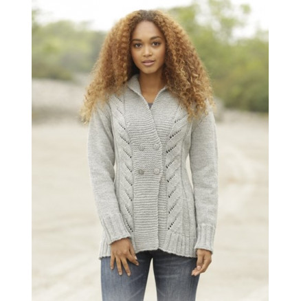 Arrowhead by DROPS Design - Strickmuster mit Kit Jacke mit Zopfmuster Größen S - XXXL von Drops - Garnstudio