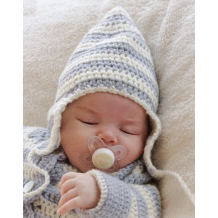 Baby Blues Hat by DROPS Design - Häkelmuster mit Kit Mütze Größen 0-4 Jahre Baby Blues Hat by DROPS Design - Häkelmuster mit Kit Mütze Größen 0-4 Jahre von Drops - Garnstudio