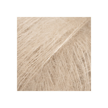 DROPS Kid-Silk Garn Unicolor 54 Light Sand DROPS Kid-Silk Garn Unicolor 54 Light Sand von Drops - Garnstudio