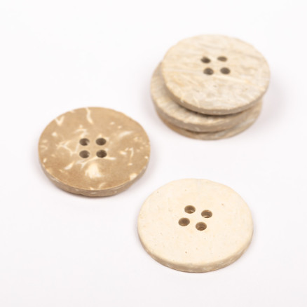 Drops Button Pale Coconut 25mm 804- 50 Stk. von Drops - Garnstudio