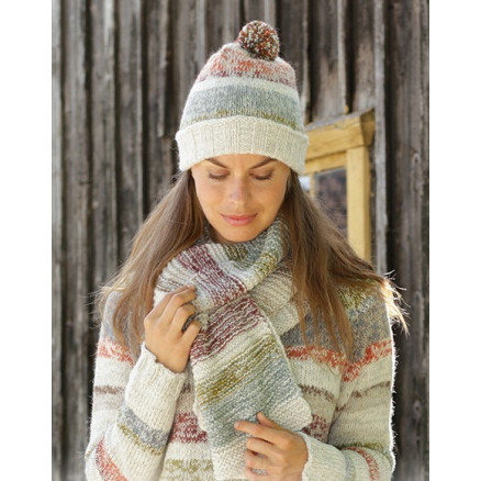 Fading Sunset by DROPS Design - Strickmuster mit Kit Mütze und Schal Größen S/M - M/L Fading Sunset by DROPS Design - Strickmuster mit Kit Mütze und Schal Größen S/M - M/L von Drops - Garnstudio