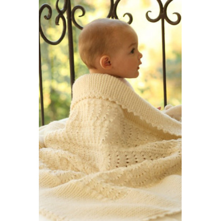 Princess Chantilly by DROPS Design - Strickmuster mit Kit Baby-Decke 65x80cm von Drops - Garnstudio