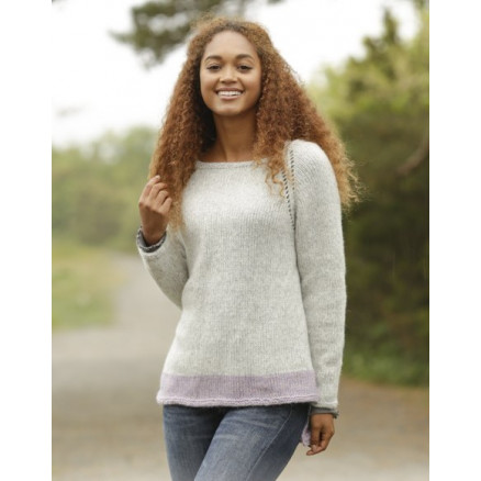 Purple Camilla by DROPS Design - Strickmuster mit Kit Pullover mit Raglan-Muster Größen S - XXXL von Drops - Garnstudio