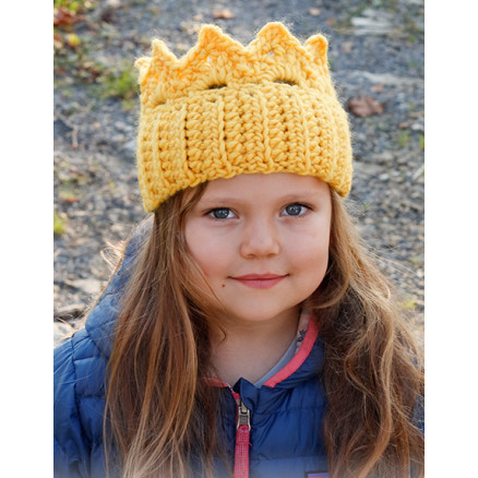 Queen Sofie by DROPS Design - Krone Häkelmuster mit Kit Größen 2 - 7/8 Jahre Queen Sofie by DROPS Design - Krone Häkelmuster mit Kit Größen 2 - 7/8 Jahre von Drops - Garnstudio