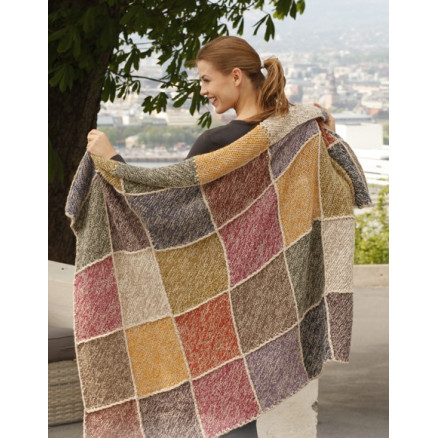 Queen of Diamonds by DROPS Design - Strickmuster mit Kit Decke Krausrippe mit Quadraten 140x100cm Queen of Diamonds by DROPS Design - Strickmuster mit Kit Decke Krausrippe mit Quadraten 140x100cm von Drops - Garnstudio