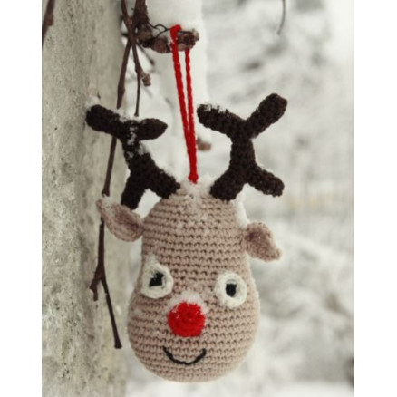 Rudolf by DROPS Design - Häkelmuster mit Kit Weihnachten Rentiere 14cm Rudolf by DROPS Design - Häkelmuster mit Kit Weihnachten Rentiere 14cm von Drops - Garnstudio