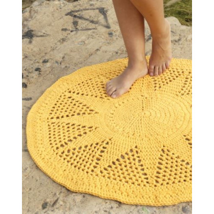 Sol by DROPS Design - Häkelmuster mit Kit Vorleger 84cm von Drops - Garnstudio