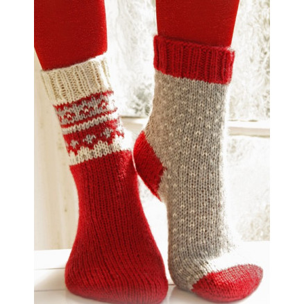 Twinkle Toes by DROPS Design 1 - Strickmuster mit Kit Socken grau mit Oberflächenstruktur Größen 22/23 - 41/43 Twinkle Toes by DROPS Design 1 - Strickmuster mit Kit Socken grau mit Oberflächenstruktur Größen 22/23 - 41/43 von Drops - Garnstudio