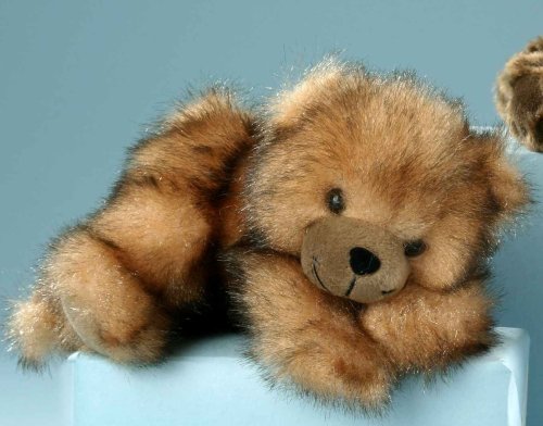 EBO 18626 - Kuschelbär 27cm asymmetrisch liegend braun gespitzt EBO 18626 - Kuschelbär 27cm asymmetrisch liegend braun gespitzt von EBO Plüschtiere