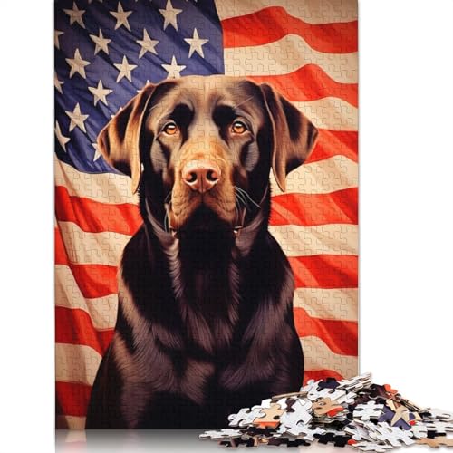 Schokoladenbrauner Labrador und amerikanische Flagge, 520-teiliges Puzzle für Erwachsene, Stressabbau, Puzzlespiele für Erwachsene, für Erwachsene und Kinder, 520 Teile (52 x 38 cm) von ECXASD