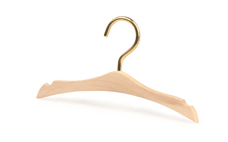 Kleiderbügel aus Holz, für Puppensachen, Länge 18 cm - Puppenzubehör, 1 Stück Kleiderbügel aus Holz, für Puppensachen, Länge 18 cm - Puppenzubehör, 1 Stück von EGMONT TOYS