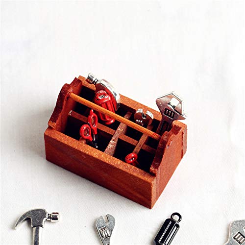 EHOTER Miniatur Werkzeugkasten Werkzeugkiste Holz mit Werkzeug 8 Stück Puppenhaus Wichteltür Zubehör Weihnachten Miniatur Holz Toolbox Modell für Puppenhaus. Dekoration Spielzeug Geschenk von EHOTER