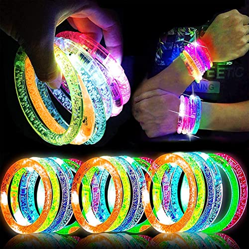 EKKONG 12 Stück LED Armband Set, Leuchtarmbänder, Knicklichter Kinder, Leuchtspielzeug für Kinder, Leuchtstäbe für Party deko, Weihnacht, Halloween und Silvester Party (12pcs) von EKKONG