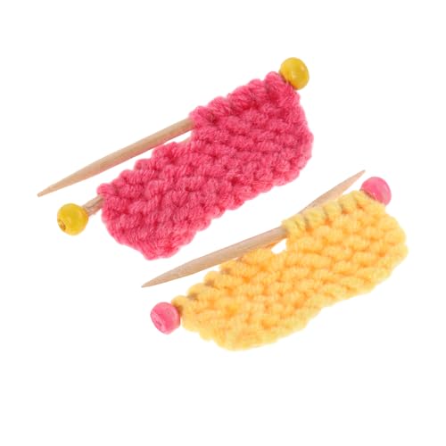 ERINGOGO 2 STK. Miniatur Gestrickte Wollmützen Weiche Handgefertigte Mini Pullover Hüte Dekorative Puppenhut Accessoires für Bastelprojekte Fotorequisiten und Wohnraumgestaltung von ERINGOGO