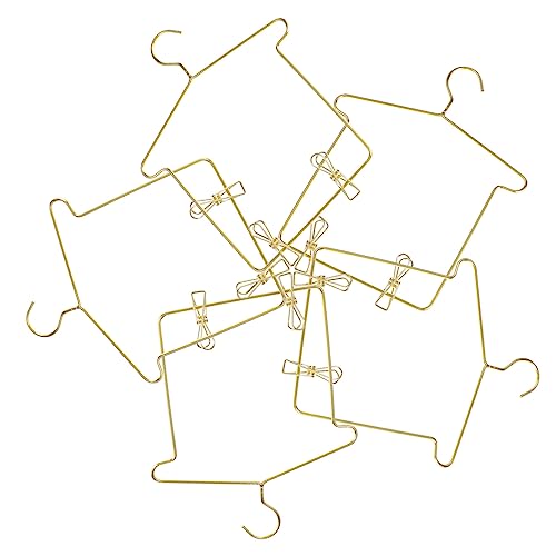 ERINGOGO 5 Sätze Puppenaufhänger Mini-Kleiderbügel Puppenkleidung puppenkleiderbügel Puppen kleiderbügel kleiderständer Kleiderbügel für Minipuppen -Kleiderbügel mit Clips Eisen Golden ERINGOGO 5 Sätze Puppenaufhänger Mini-Kleiderbügel Puppenkleidung puppenkleiderbügel Puppen kleiderbügel kleiderständer Kleiderbügel für Minipuppen -Kleiderbügel mit Clips Eisen Golden von ERINGOGO