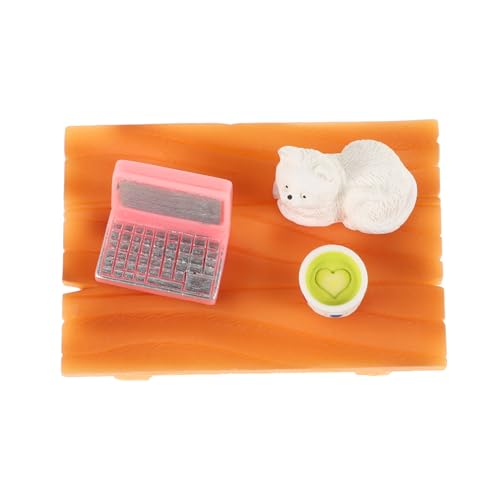 ERINGOGO Miniatur Puppenhaus Zubehör Teiliges mit Rosa Mini Computer Kaffeetasse und Kleiner Katzenfigur Detailreiche Handgefertigte Schreibtischdekoration für Sammler und Katzenliebhaber ERINGOGO Miniatur Puppenhaus Zubehör Teiliges mit Rosa Mini Computer Kaffeetasse und Kleiner Katzenfigur Detailreiche Handgefertigte Schreibtischdekoration für Sammler und Katzenliebhaber von ERINGOGO