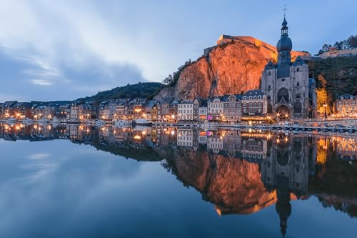 2000-teiliges Puzzle für Erwachsene, wunderschöne Aussicht auf die Maas im belgischen Dinant unter dem Abendhimmel, 70 x 100 cm von EZMLFA