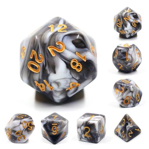 Epic Forge Würfel-Set mit 7 Würfeln – Fusion schwarz und weiß Epic Forge Würfel-Set mit 7 Würfeln – Fusion schwarz und weiß von Epic Forge
