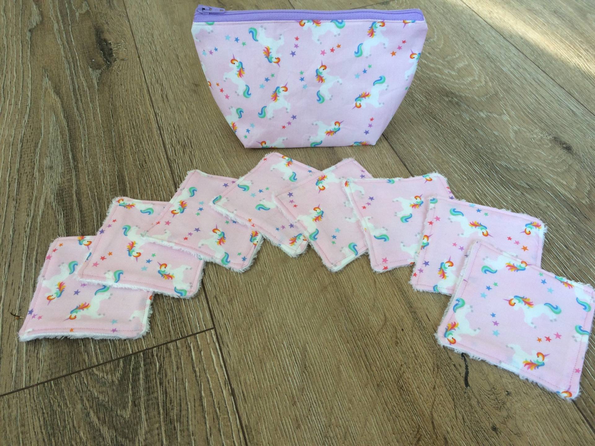 Einhorn/Regenbogen Tasche, Geschenk Einhorn, Druck, Wiederverwendbare Tücher, Null-Abfall, Feuchttücher Mit Reißverschluss-Tasche, Gesicht Einhorn/Regenbogen Tasche, Geschenk Einhorn, Druck, Wiederverwendbare Tücher, Null-Abfall, Feuchttücher Mit Reißverschluss-Tasche, Gesicht von Etsy - 13DaisyChains