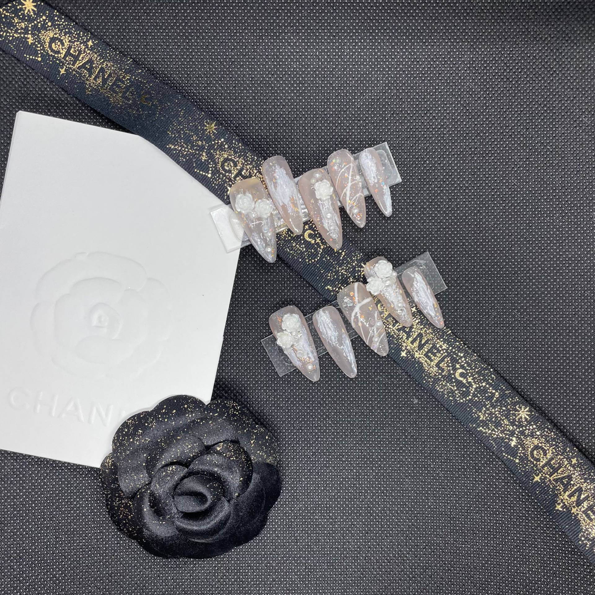 Camellia Press-On Nail, Nudefarben Handgemacht Künstliche Nägel von Etsy - 1995Nails