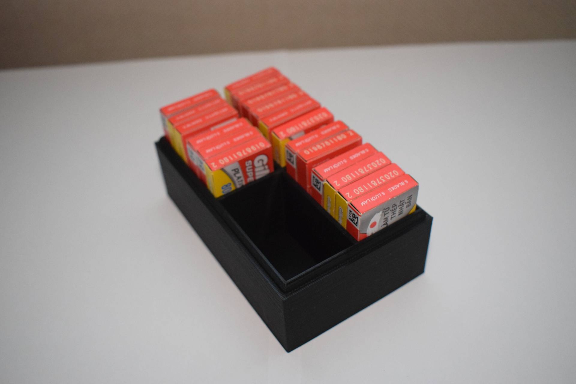 De Blade Tuck Aufbewahrungsbox - 24 De Blade Tuck Aufbewahrungsbox - 24 von Etsy - 3DShaving