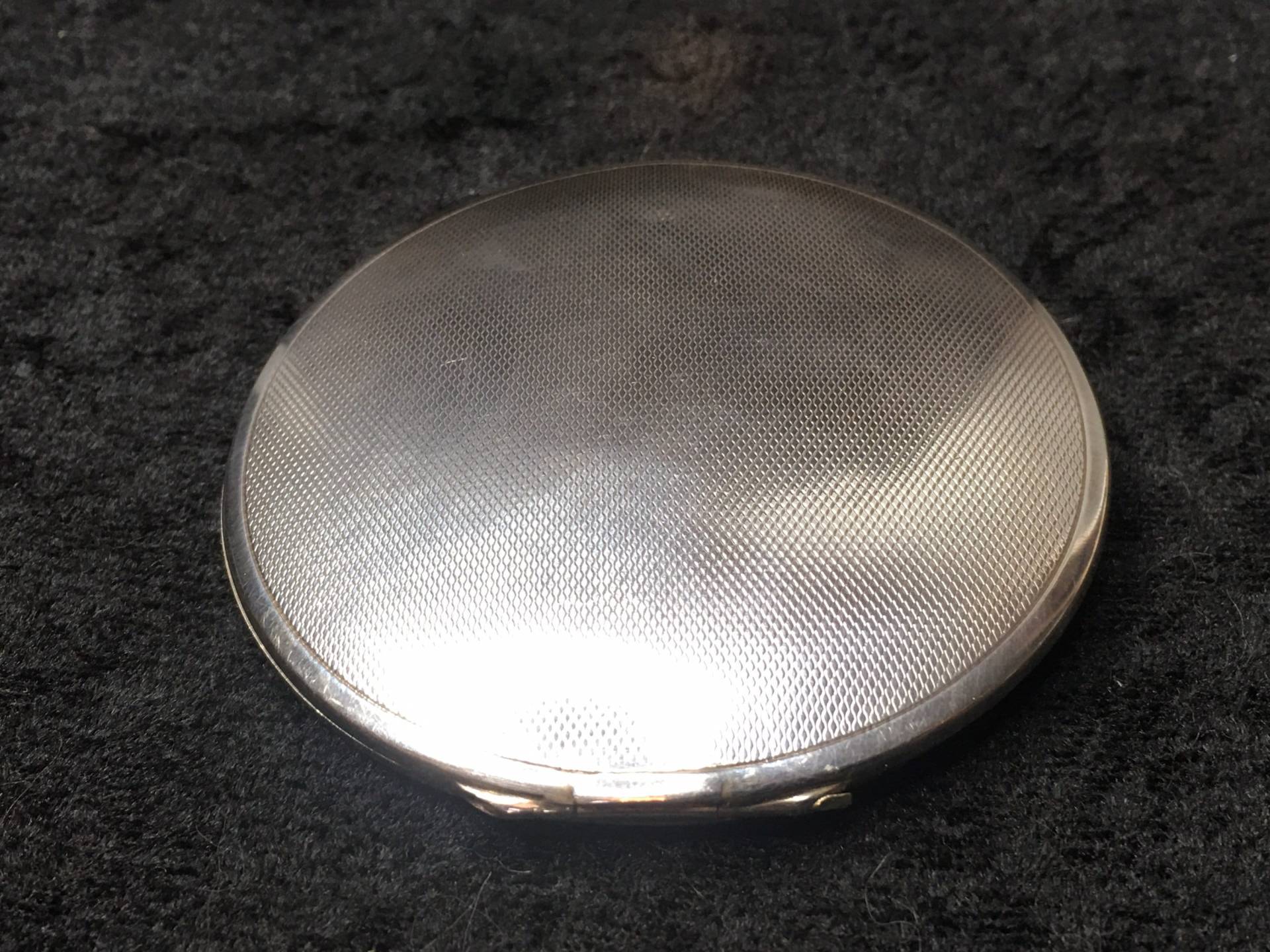 Wunderschönes Vintage Massives Sterling Silber Pulver Kompaktes Gehäuse Von Deakin Und Francis Wunderschönes Vintage Massives Sterling Silber Pulver Kompaktes Gehäuse Von Deakin Und Francis von Etsy - 5426408