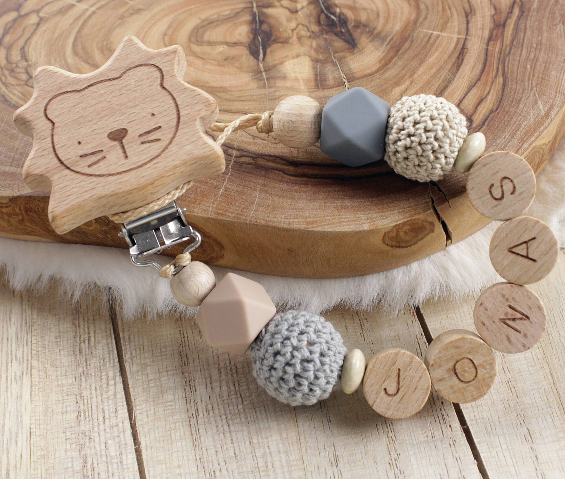Schnullerkette Personalisiert |Natürliche | Mit Namen Löwe Fuchs| Junge Mädchen Schnullerkette Personalisiert |Natürliche | Mit Namen Löwe Fuchs| Junge Mädchen von Etsy - 7miniwunder