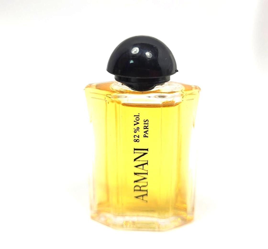 Armani Pour Femme Miniatur Parfum 5Ml - Vintage Eau De Toilette Sammlerflakon Armani Pour Femme Miniatur Parfum 5Ml - Vintage Eau De Toilette Sammlerflakon von Etsy - ACapellla