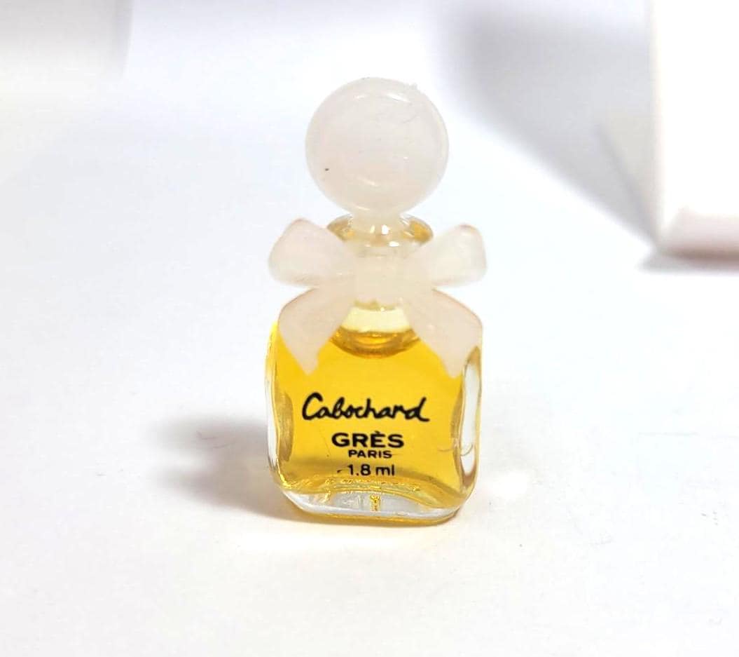 Cabochard Grès Vintage Extrait 2 Ml Mini-Parfüm - Ohne Box, Seltenes Sammlerstück Cabochard Grès Vintage Extrait 2 Ml Mini-Parfüm - Ohne Box, Seltenes Sammlerstück von Etsy - ACapellla