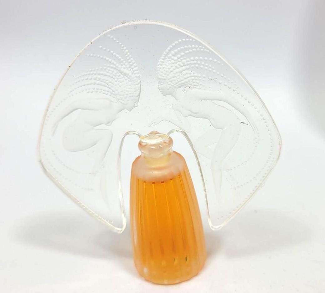 Lalique Ondine Parfum -4, 5 Ml Vintage, Mini-Flasche, Seltenes Sammlerparfüm Lalique Ondine Parfum -4, 5 Ml Vintage, Mini-Flasche, Seltenes Sammlerparfüm von Etsy - ACapellla