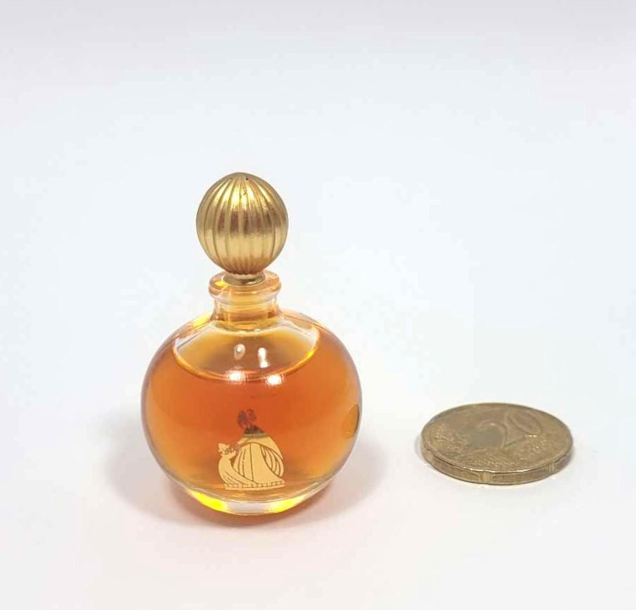 Lanvin Arpege, Miniatur 5 Ml Edp Parfum Vintage .geschenk Für Mutter, Überraschung, Aroma, Schönheit. Fashion.sister Lanvin Arpege, Miniatur 5 Ml Edp Parfum Vintage .geschenk Für Mutter, Überraschung, Aroma, Schönheit. Fashion.sister von Etsy - ACapellla