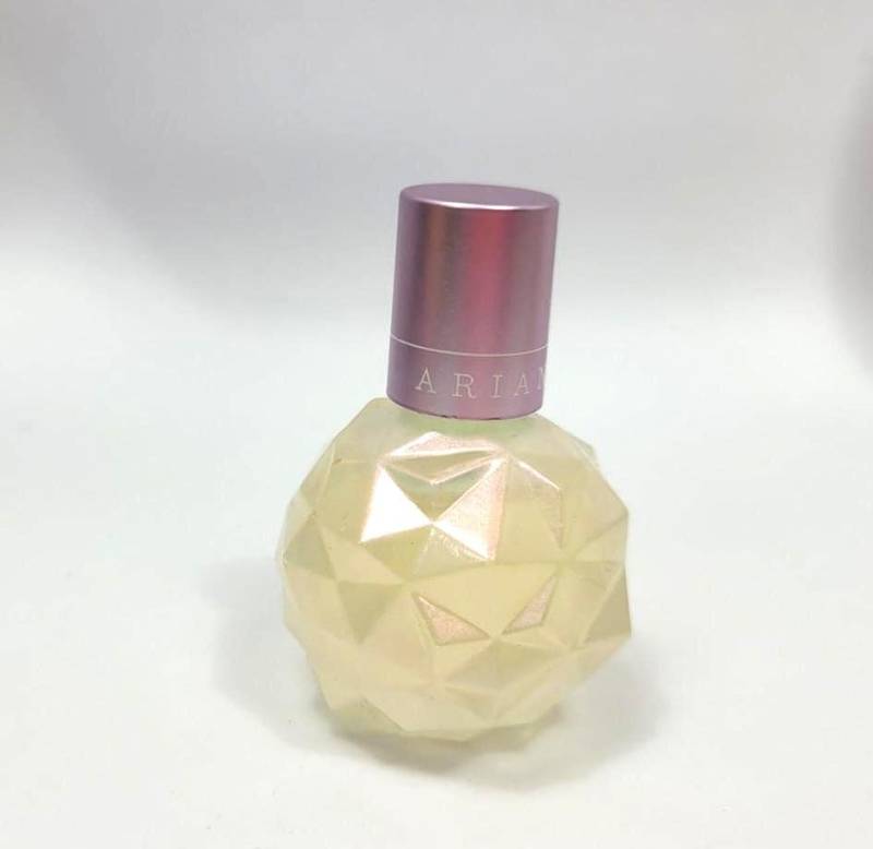 Parfüm Miniature Moonlight Von Ariana Grande - 7 Ml Parfüm Miniature Moonlight Von Ariana Grande - 7 Ml von Etsy - ACapellla