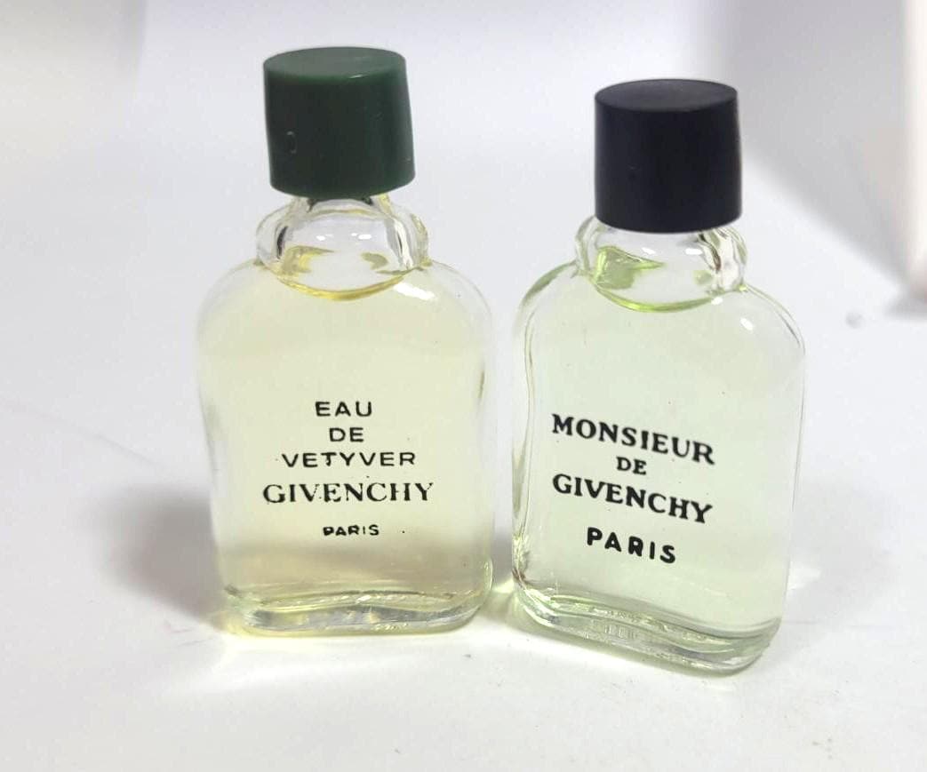 Set Miniatur Perfume Von - Eau De Vetyver & Monsieur Dagchy Vintage Herren Mini Splash Flaschen Set Miniatur Perfume Von - Eau De Vetyver & Monsieur Dagchy Vintage Herren Mini Splash Flaschen von Etsy - ACapellla