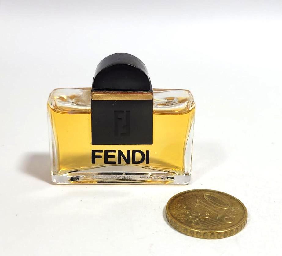 Vintage Fendi | 1985 Mini Parfum Seltenes Sammlerstück Eau De Toilette - 5Ml von Etsy - ACapellla