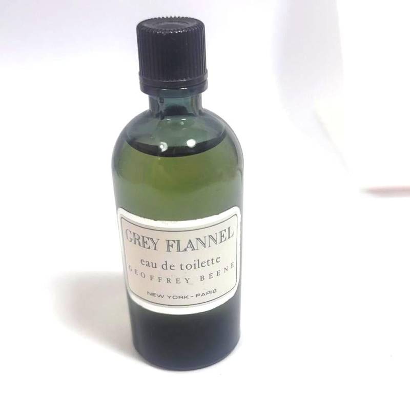 Vintage Grauer Flanell Köln Von Geoffrey Beene - Miniature 15Ml von Etsy - ACapellla