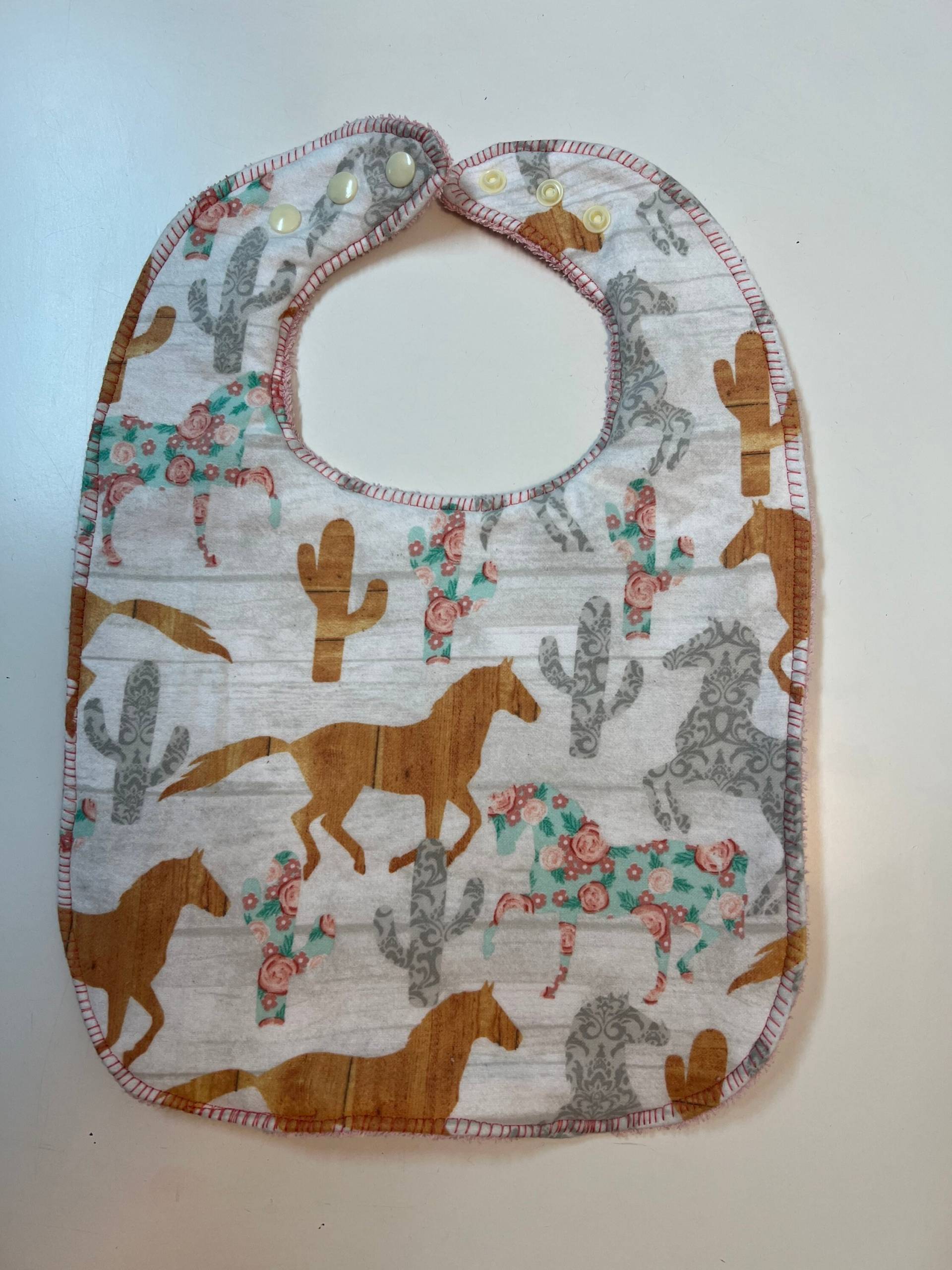 Wildwestpferde Wasserfest Sonderwünsche Kleinkind Bibs von Etsy - AJsBibBoutique