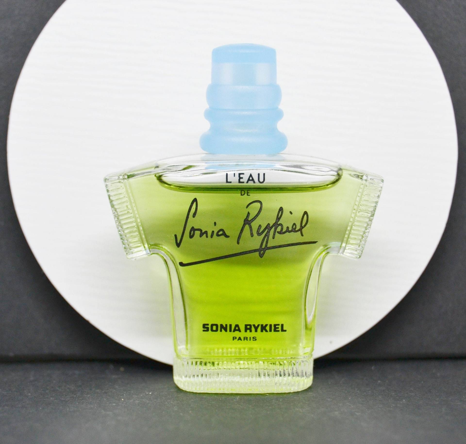 Sonia Rykiel Parfüm, Rykiel, L'eau De Eau Toilette Edt 7.5Ml, Miniatur Frauenparfüm, Parfüm Selten Sonia Rykiel Parfüm, Rykiel, L'eau De Eau Toilette Edt 7.5Ml, Miniatur Frauenparfüm, Parfüm Selten von Etsy - AMAPOLAvintageFinds