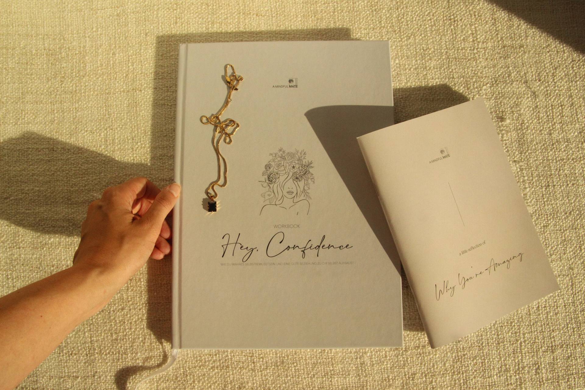 Geschenkset Selbstliebe // Reflexionsheft 30 Fragen + Workbook Mit Übungen Für Mehr Selbstbewusstsein Danke Sagen, Kompliment Machen von Etsy - AMINDFULMATE