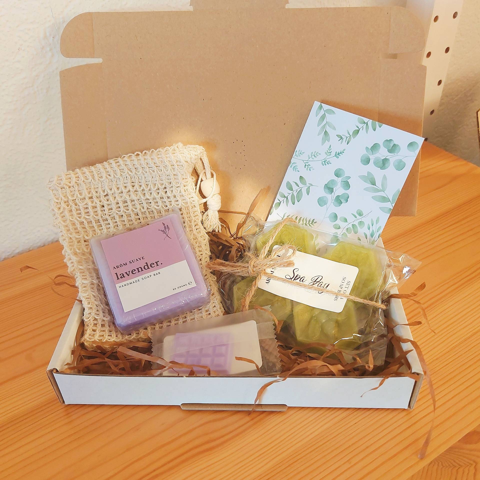 Ultimatives Seifen-Geschenkset - Selbstpflegebox Unter 25 Spa-Box Geschenk Für Sie Verwöhnbox Mit Seifenstücken Ultimatives Seifen-Geschenkset - Selbstpflegebox Unter 25 Spa-Box Geschenk Für Sie Verwöhnbox Mit Seifenstücken von Etsy - AROMSUAVE