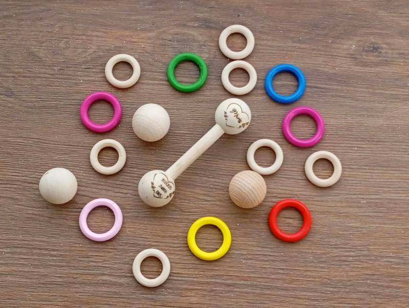 Personalisierte Holzrassel Mit Vornamen, Baby-Namensgeschenk, Ideal Zur Geburt Oder Taufe. Schenken Sie Ein Spielzeug, Das Sowohl Lehrreich Als Auch von Etsy - ATOUT3D